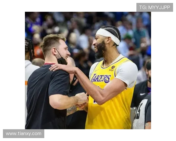 夸梅：里夫斯或希望东契奇与詹姆斯继续缺阵以争取更多核心机会